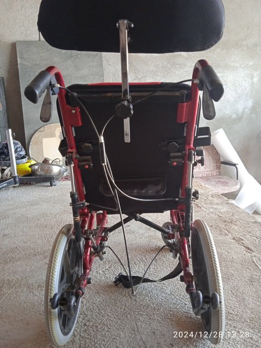 продаю коляску в хорошем состояний