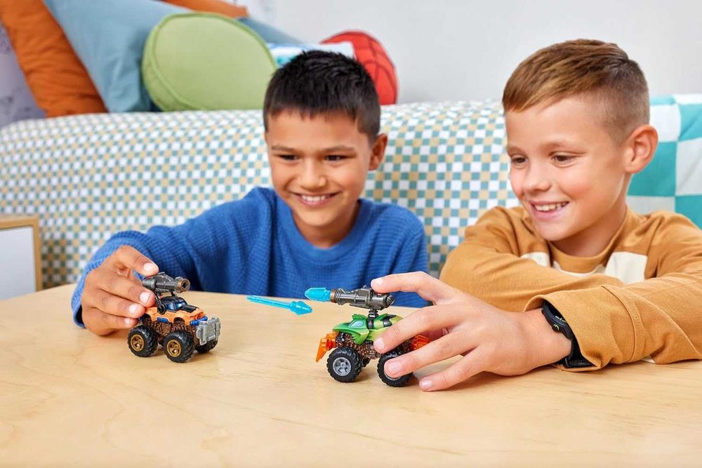 5 Surprise Monster Trucks, ZURU, машинки