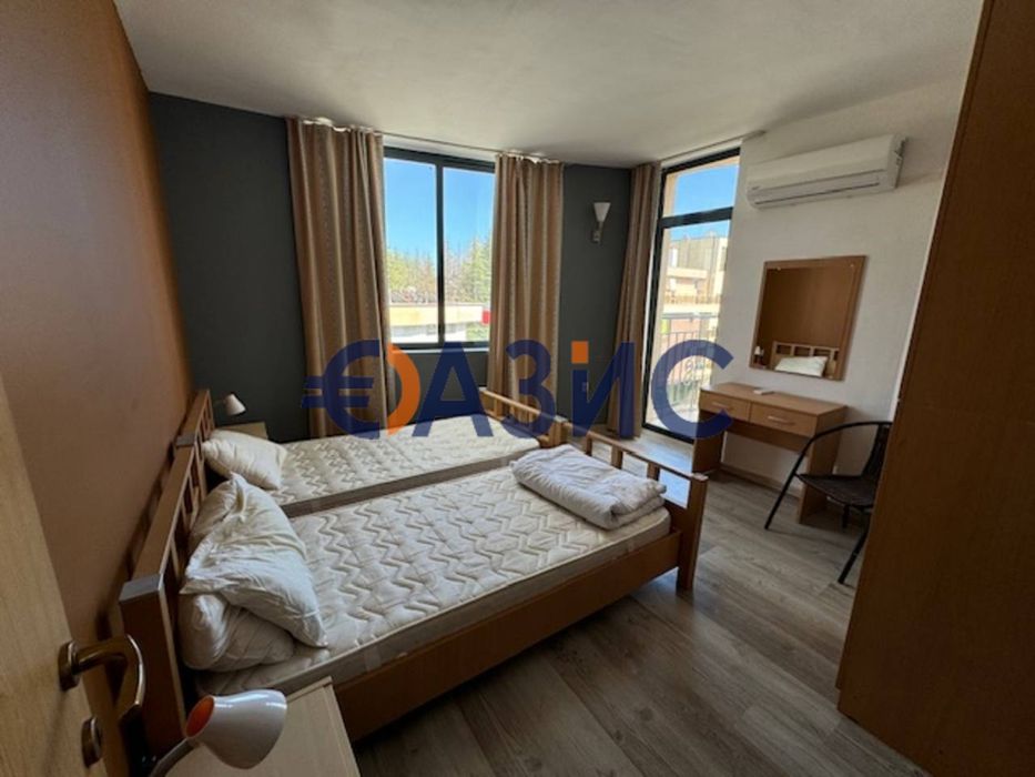 Продава се Тристаен апартамент в к.к. Слънчев бряг - 113 кв.м за 406 €/кв.м - Снимка #8