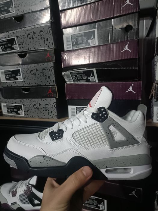 Налични Air Jordan 13 Retro и още 39, 40,41,42,43,44,45,46