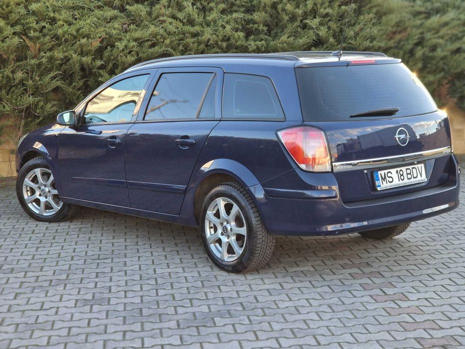 OPEL Astra 2005 — imagine 4