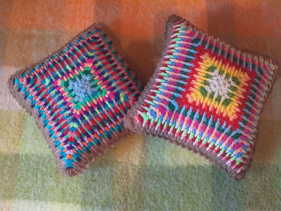 Продаю подушки ручной работы.