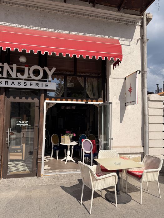 Proprietat, Inchiriez spatiu ultracentral 80 mp