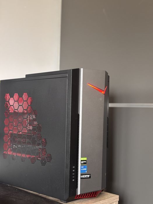 Геймърски компютър  (i5 11400f/ 16gb ram 3200mhz /GTX 1660 Super NVME 512gb) + ГАРАНЦИЯ + Подарък Razer Ornata v2