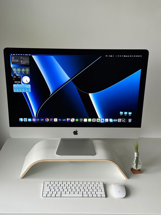 Продавам CTO Apple iMac 27" 5K 2019 Radeon 580X 8GB  RAM 24GB 1TB SSD