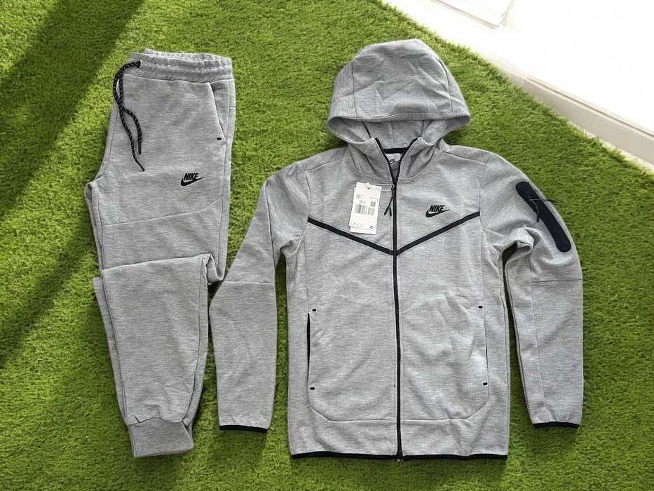 Trening Nike Tech Fleece Gri - Set complet - Bumbac