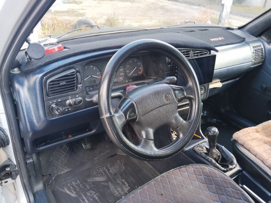 Продам пассат б4 1.8об в хорошем состоянии.