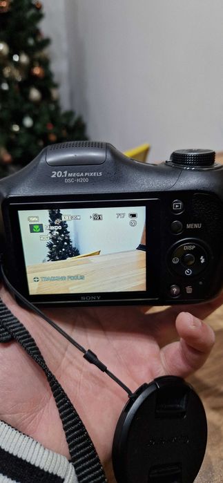 Sony cyber shot H200 + подаръци