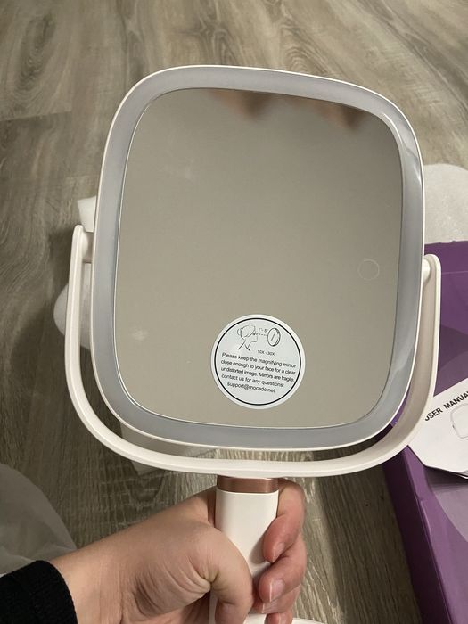 Oglindă Machiaj Profesională Mocado cu Lumini LED (1X/20X)