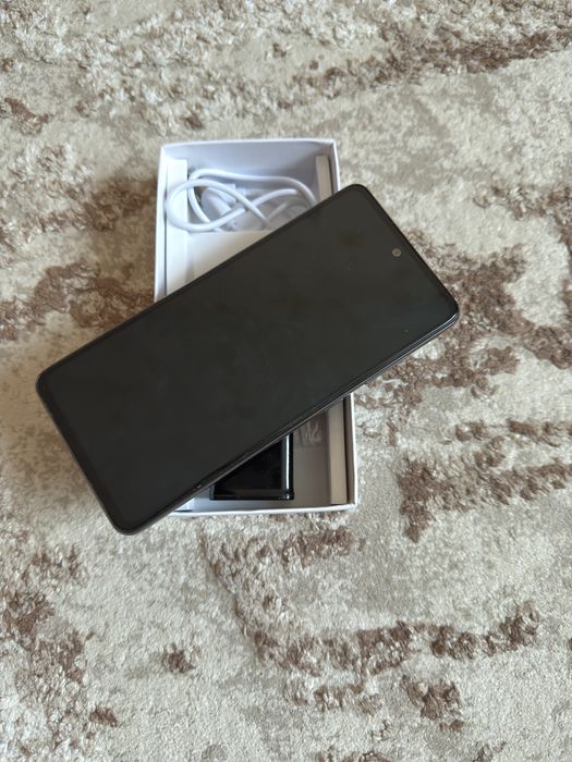 Продам самсунг а52 (128 Гб)