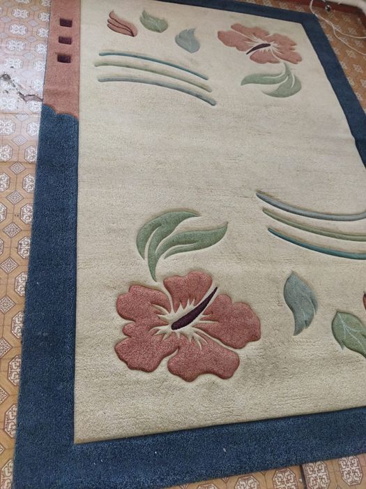 Продам оригинальный ковер