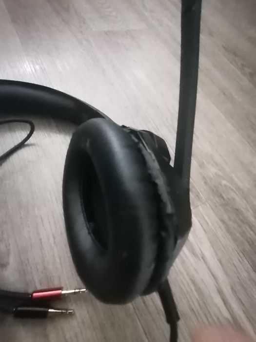 Наушники HyperX с проводом