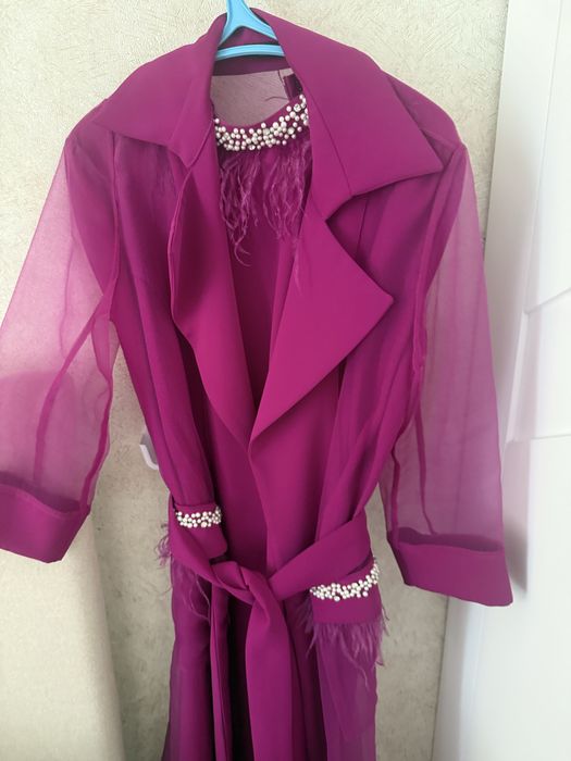 Женская одежда платье нарядное