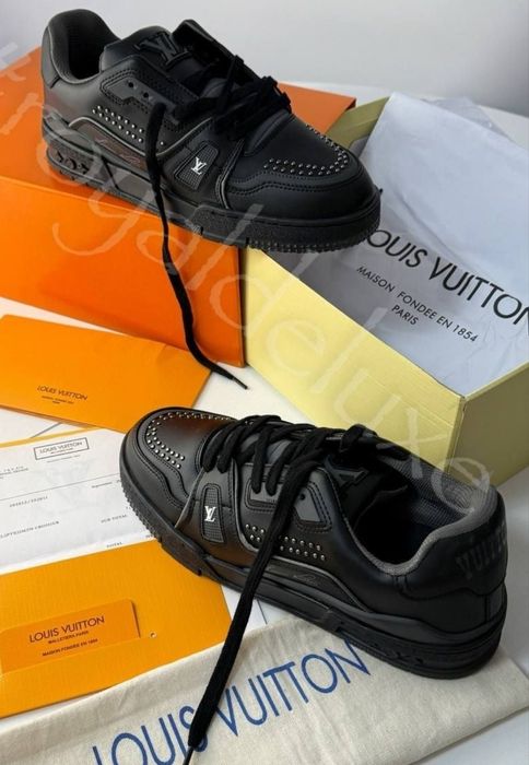 Louis vuiton din piele 100%