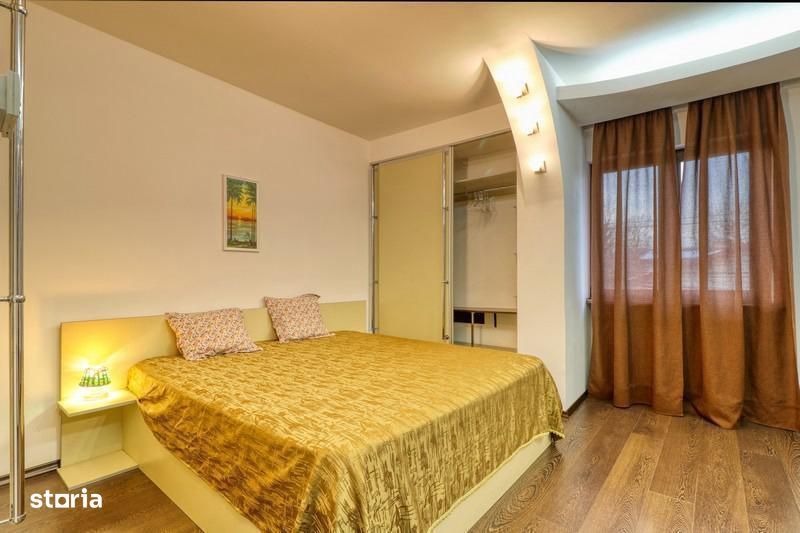 Victoriei - Ion Neculce Apartament 5 Camere 200 MP | Centrala | 3 Bai