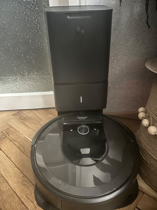 Прахосмукачка робот IRobot Roomba i7+