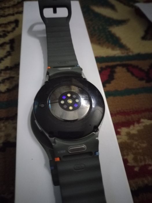Продам смарт часы Samsung Galaxy Watch 7