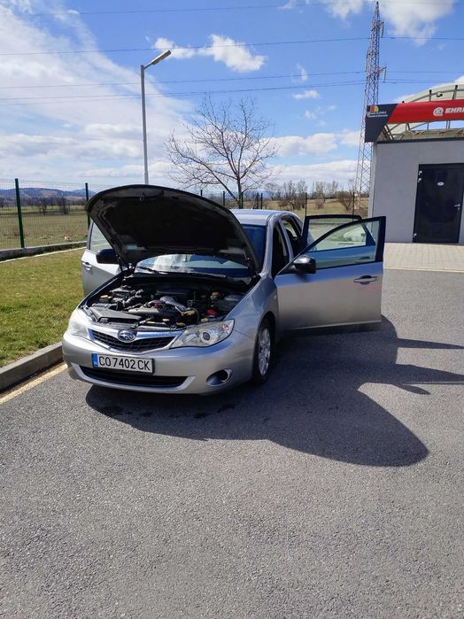 Subaru Impreza 1.5 2008 година хечбек