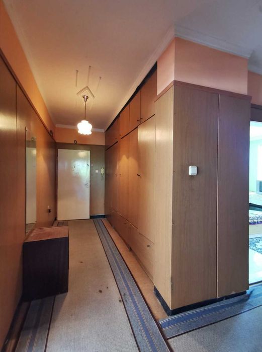 Продава се Тристаен апартамент в Русе, Дружба 3 - 104 кв.м за 932 €/кв.м - Снимка #8