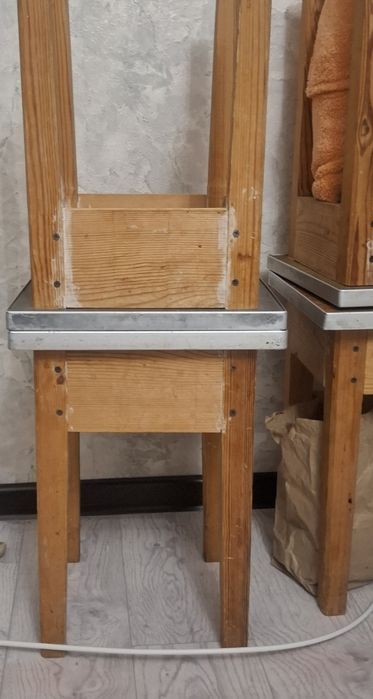 Стулия продаю кухн