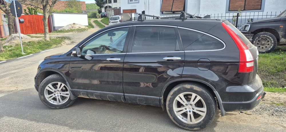 Honda CR-V 2009 diesel, 2.800 € — imagine 4