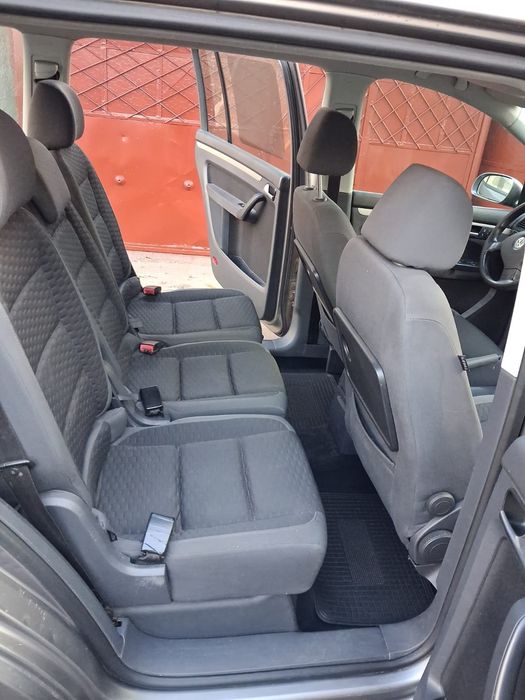 VOLKSWAGEN Touran 2009 — imagine 2