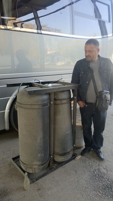 Пропан балон 130 талик 2 Дона бор 1 донаси