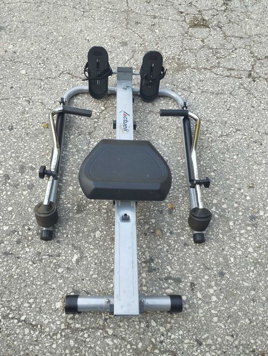 Фитнес уред -тренажор за гребане