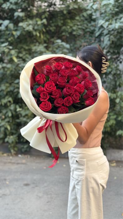 Доставка Цветов Алматы, розы и букеты