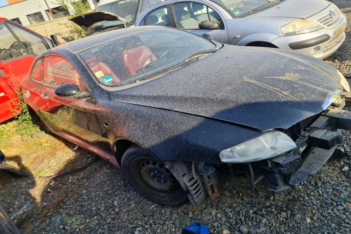 Bascula fata dreapta Alfa Romeo GT 2006 2.0 MT (165 hp)