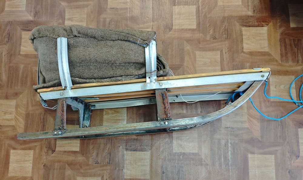 Продам санки(утепленные)