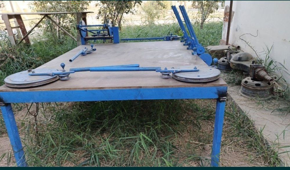 Трубагип стол стул ишлаб чикарадиган станок сотилади.