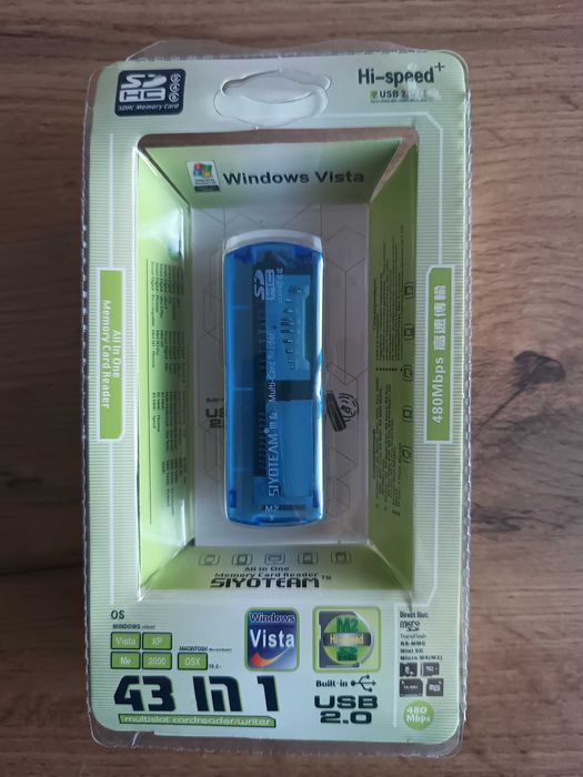 43 в 1 четец за карти памет