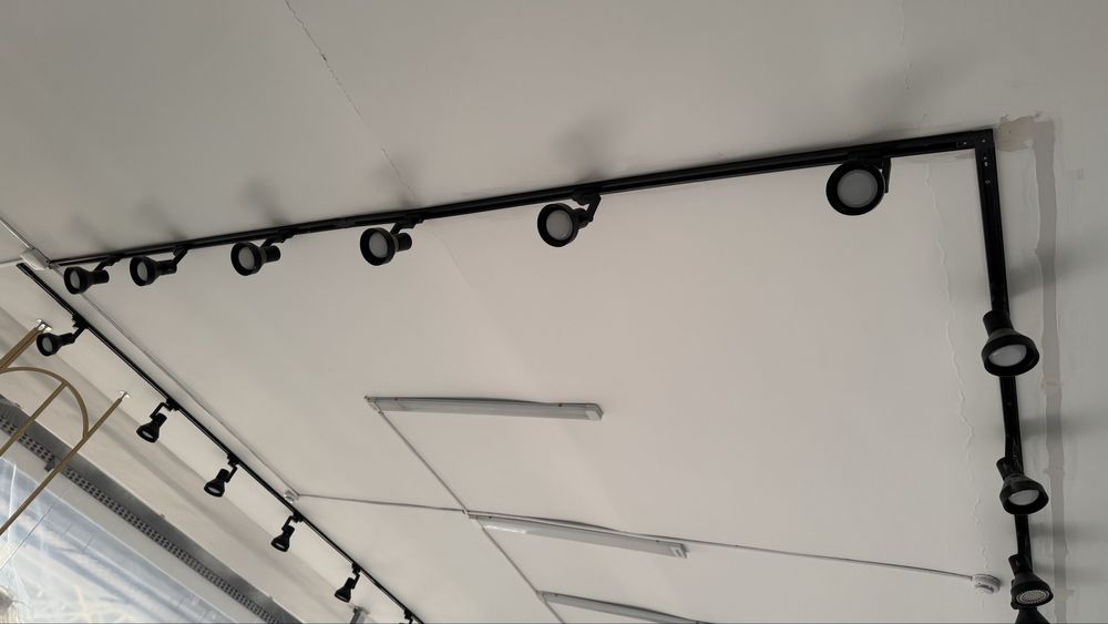 Продам освещение споты с рейкой