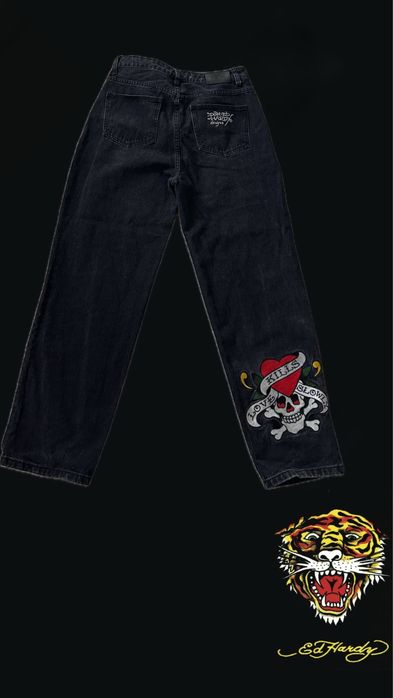 Blugi Ed Hardy, noi fara eticheta