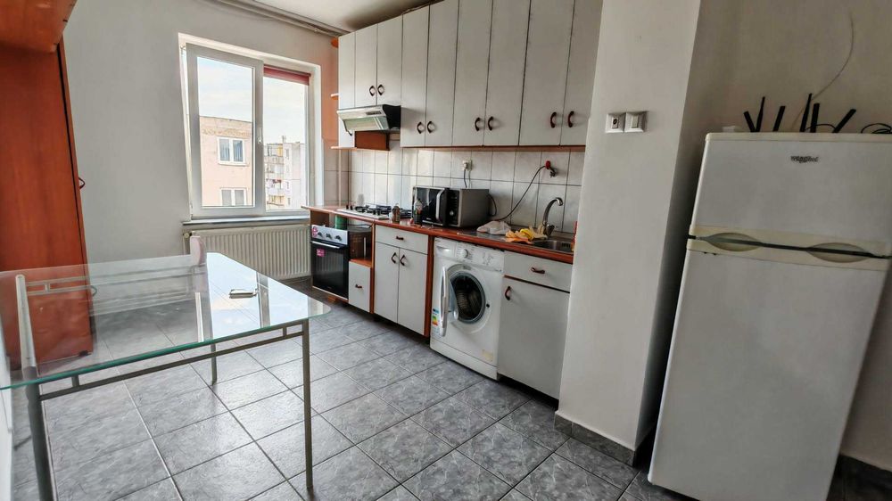 APARTAMENT DE VANZARE CU 3 CAMERE in Sighisoara-Semiutilat si mobilat