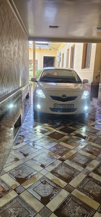 Toyota yaris 1.5 mator avtomat karopka sotiladi