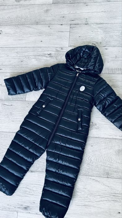 Продам детский демисезонный костюм