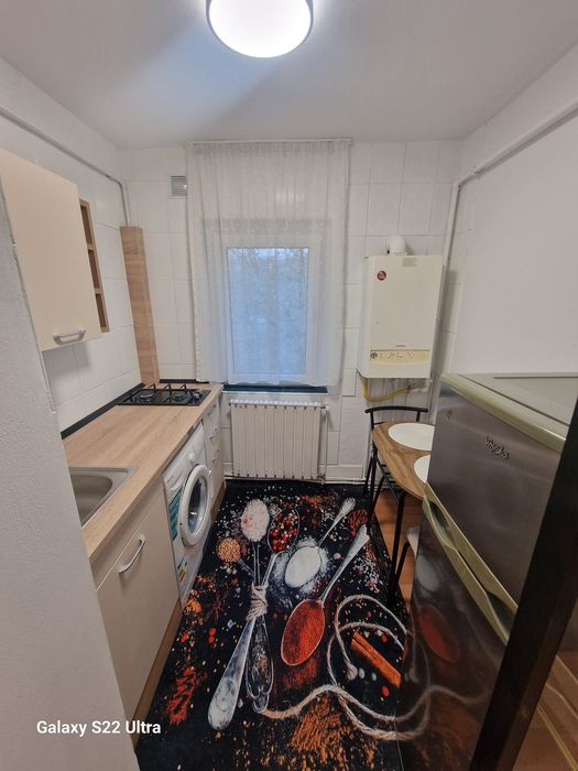 Inchiriez garsoniera