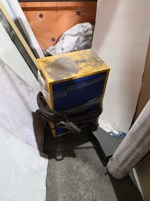 Кара, электрокара Heli