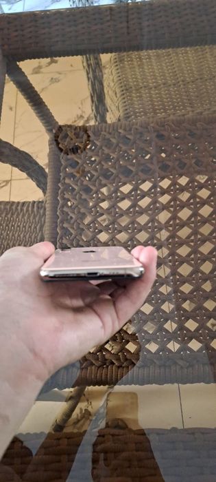 Iphone Xs Gold sotiladi kelshtrb beramza