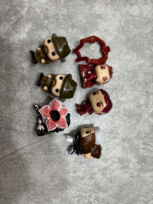 Продаются фигурки очень странные дела