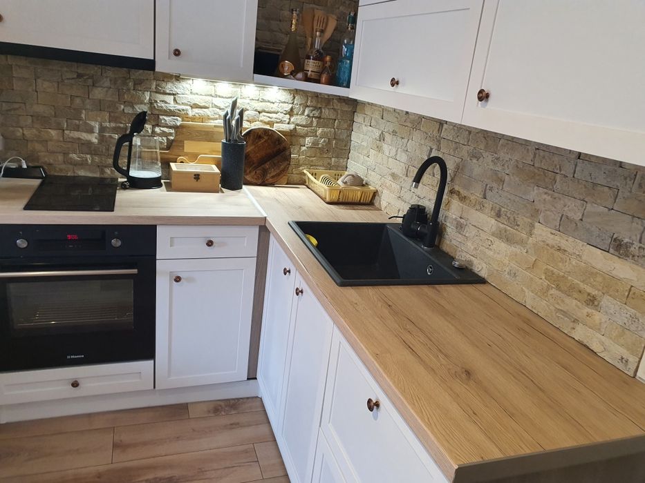 Дава се под наем Едностаен апартамент в Варна, Аспарухово - 30 кв.м за 62241.93 € - Снимка #3