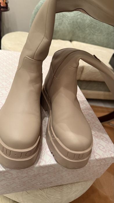 Зимни дълги ботуши  Liu jo