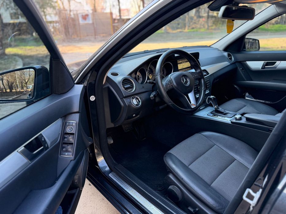 Vand Mercedes-Benz C Class 2012