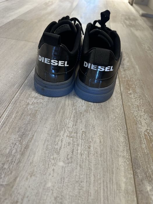 маратонки Diesel