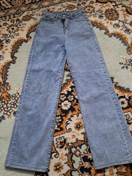 Женские джинсы размер 25