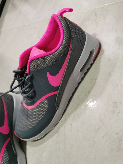 Маратонки Nike 36 номер