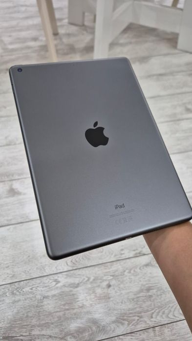 Продаю iPad 2020