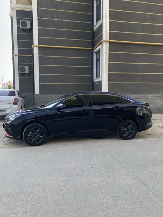 Dongfeng aeolus shine